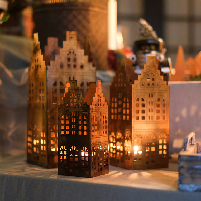 Plåthus stad för värmeljus