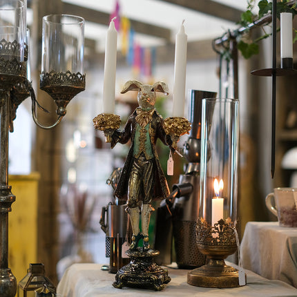 Ljusstake kanin mörkröd