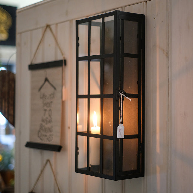 Ljuslåda för vägg i metall och glas