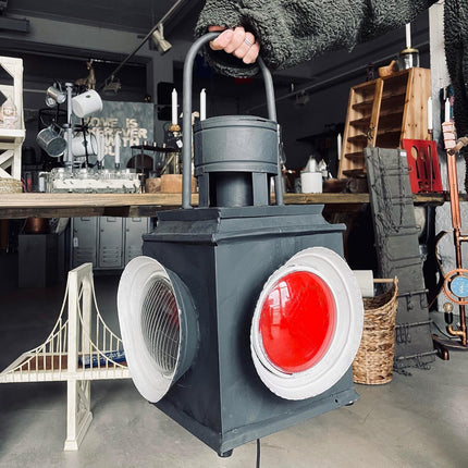 Lampa indisk järnvägslykta