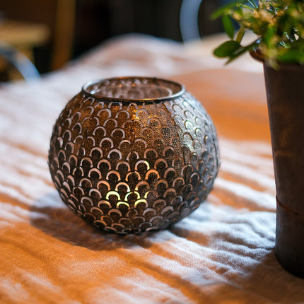 Rund mönstrad ljushållare