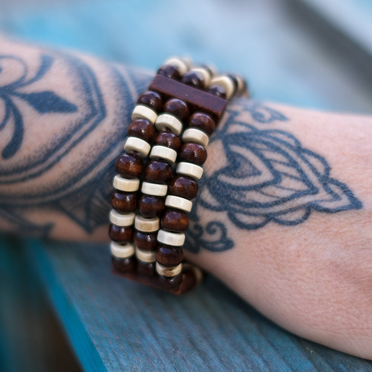 Aanya armband träkulor