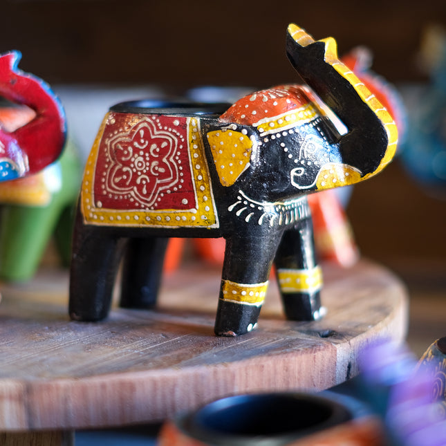 Värmeljusstake träelefant (flera färger)