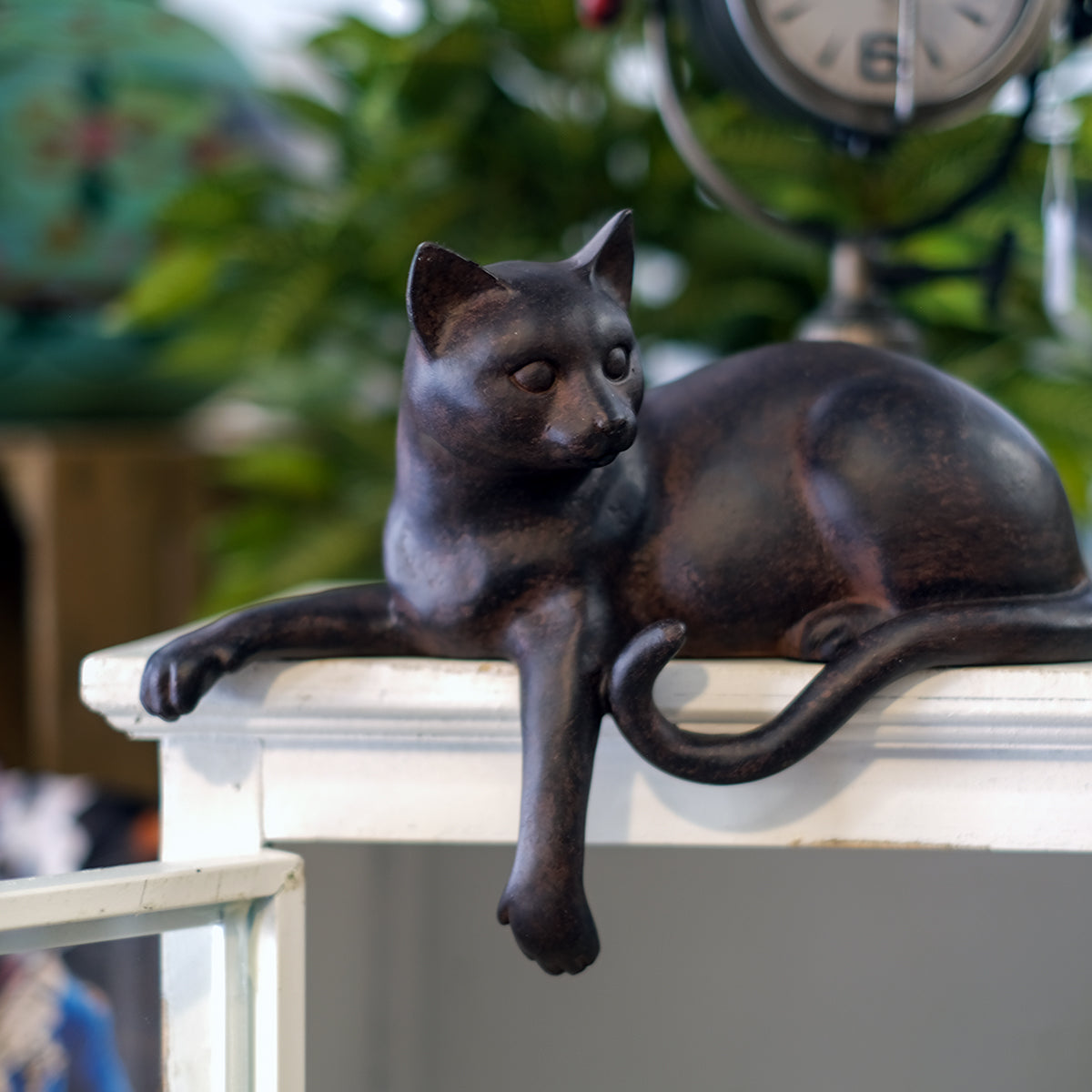 Liggande katt