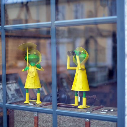 Groda i plåt med kikare