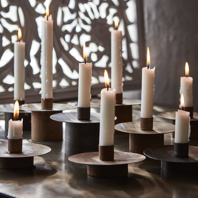 Rund kopparfärgad ljusstake