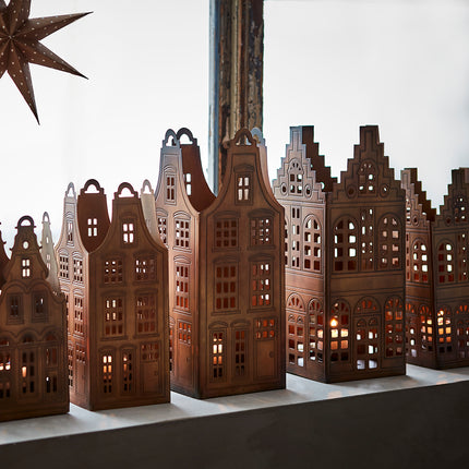 Plåthus stad för värmeljus