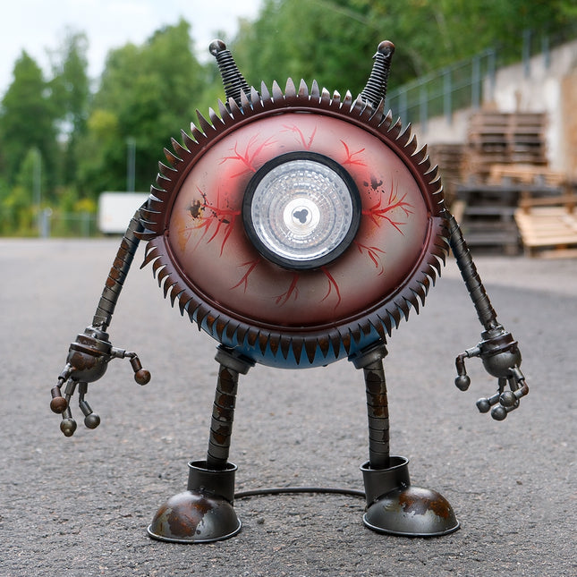 MK-IV Winston - Robot "Ögat" med solcellslampa