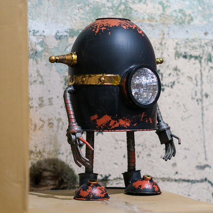 MT-01 Mortimer - Svart robot med solcellslampa