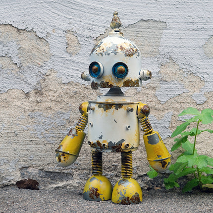 W-404 Walter - Vit robot i plåt