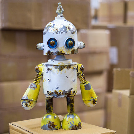 W-404 Walter - Vit robot i plåt